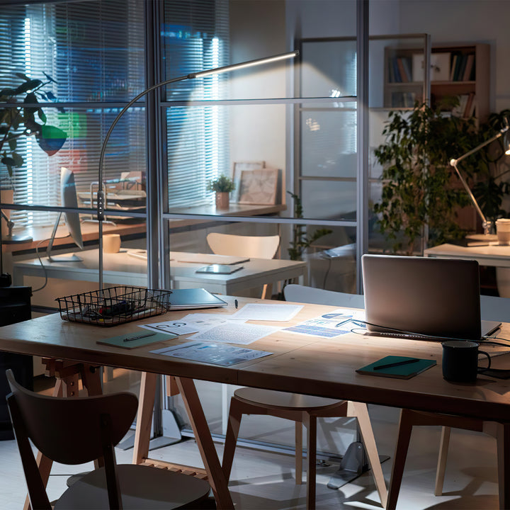 Sonnewelt Dimmbar Stehlampe 9W mit Fernbedienung