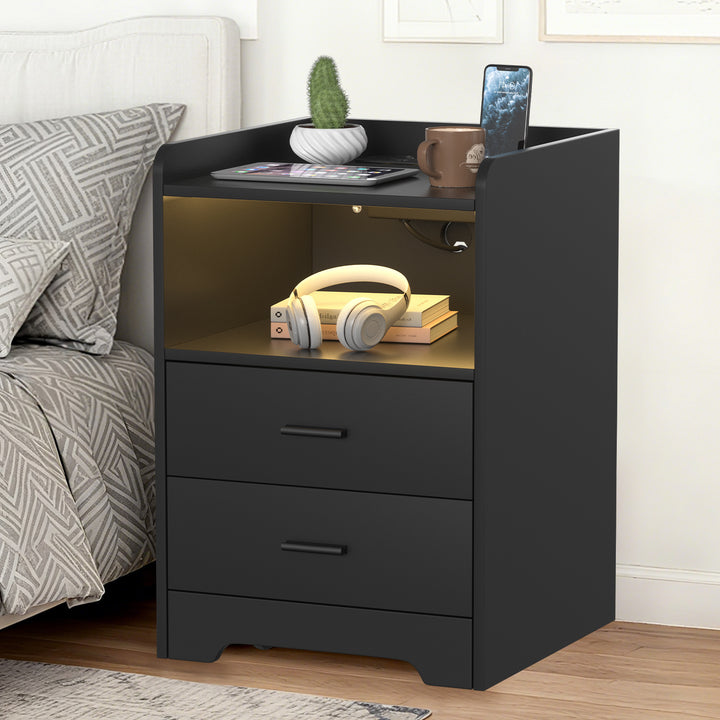 Sonnewelt Nachttische mit LED-Streifen 2 Schubladen Steckdose Weiß/Schwarz