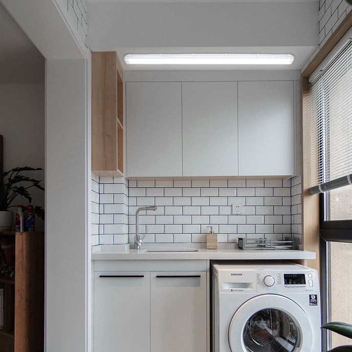 Sonnewelt LED Feuchtraumleuchte Doppelt T8 Kaltweiß 18W/24W